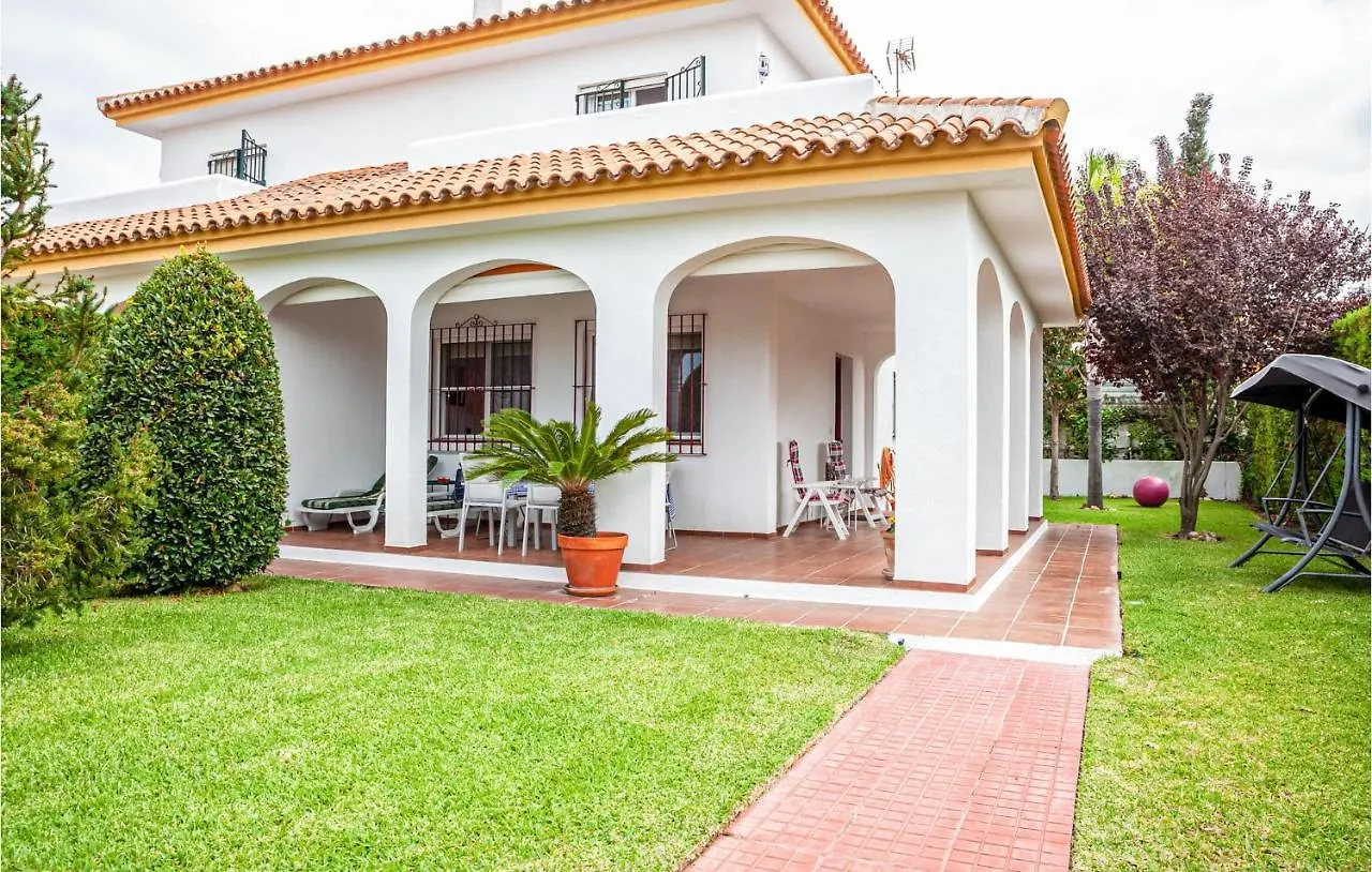 Nice Home In Matalascanas With Kitchenette